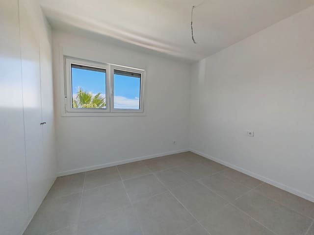 3 soverom Penthouse til salgs i Cancelada, Estepona med svømmebasseng garasje - € 650 000 (Ref: 9278133)