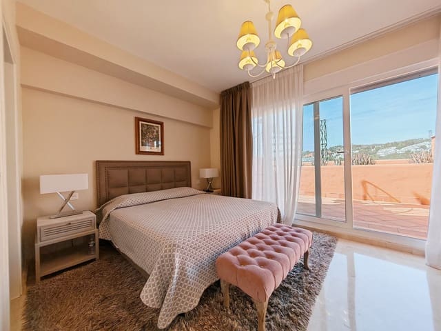 3 soveværelse Byhus til salg i Cabopino, Marbella med swimmingpool garage - € 525.000 (Ref: 9285173)