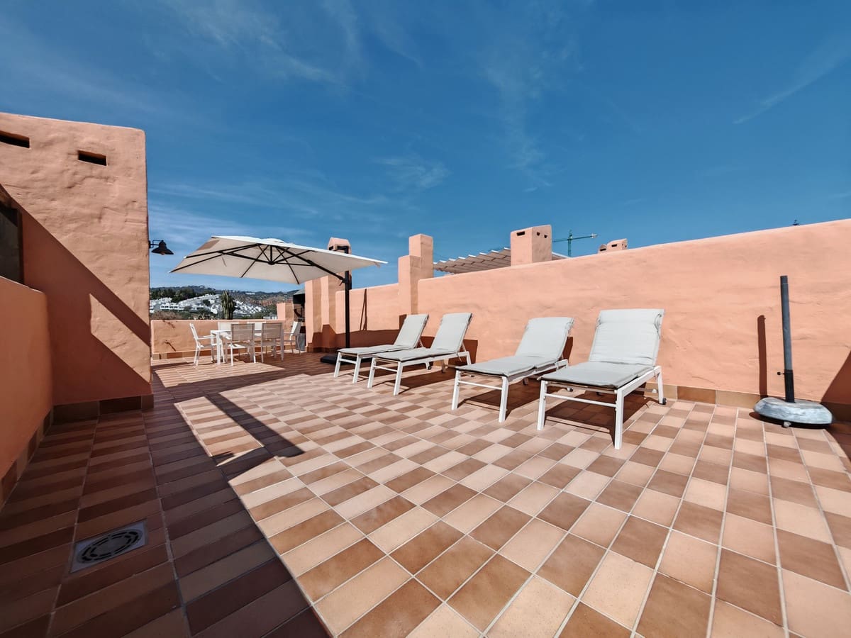 3 quarto Casa em Banda para venda em Cabopino com piscina garagem - 525 000 € (Ref: 9285173)