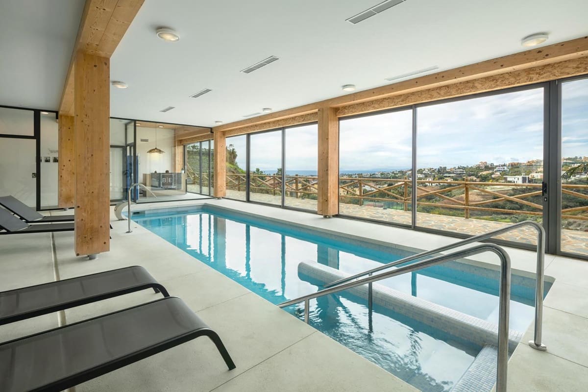 3 bedroom Apartment for sale in Benahavis with pool garage - € 599,000 (Ref: 9301514)