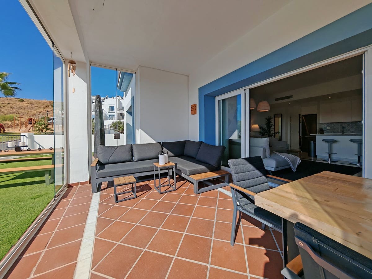 3 soveværelse Lejlighed til salg i Benahavis med swimmingpool garage - € 599.000 (Ref: 9301514)