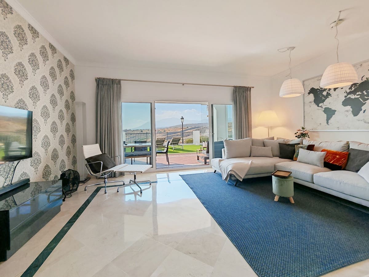 3 soveværelse Lejlighed til salg i Benahavis med swimmingpool garage - € 599.000 (Ref: 9301514)