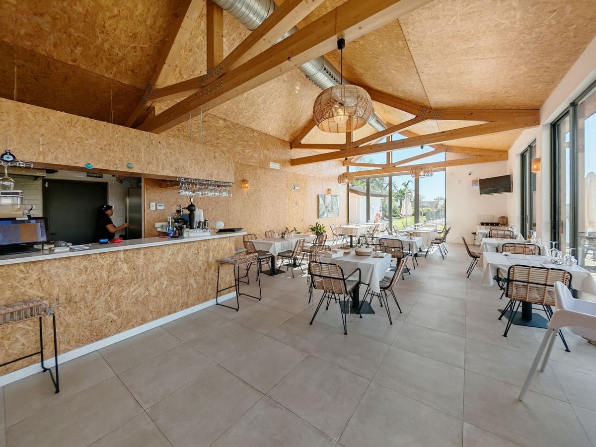 3 bedroom Apartment for sale in Benahavis with pool garage - € 599,000 (Ref: 9301514)