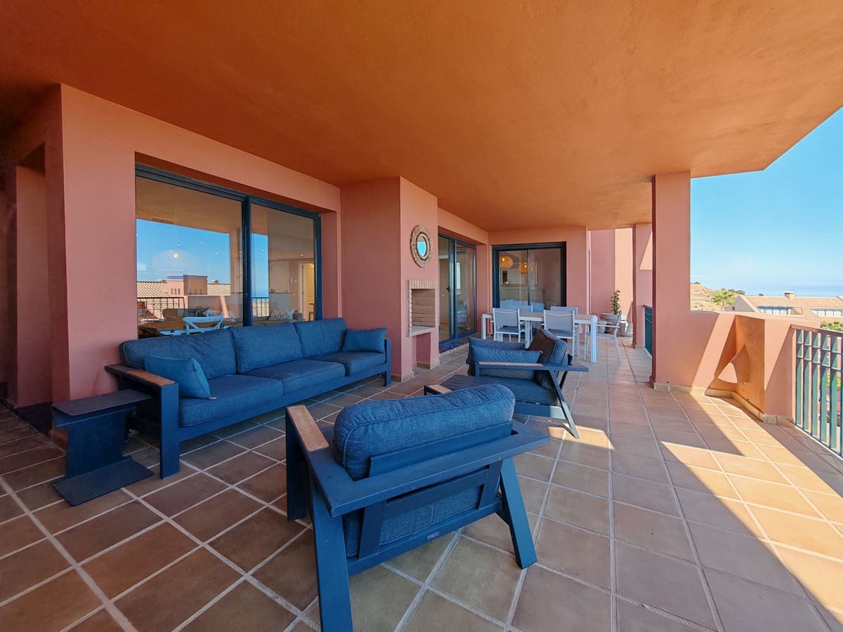 3 quarto Apartamento para venda em Mijas Costa com piscina garagem - 440 000 € (Ref: 9321854)