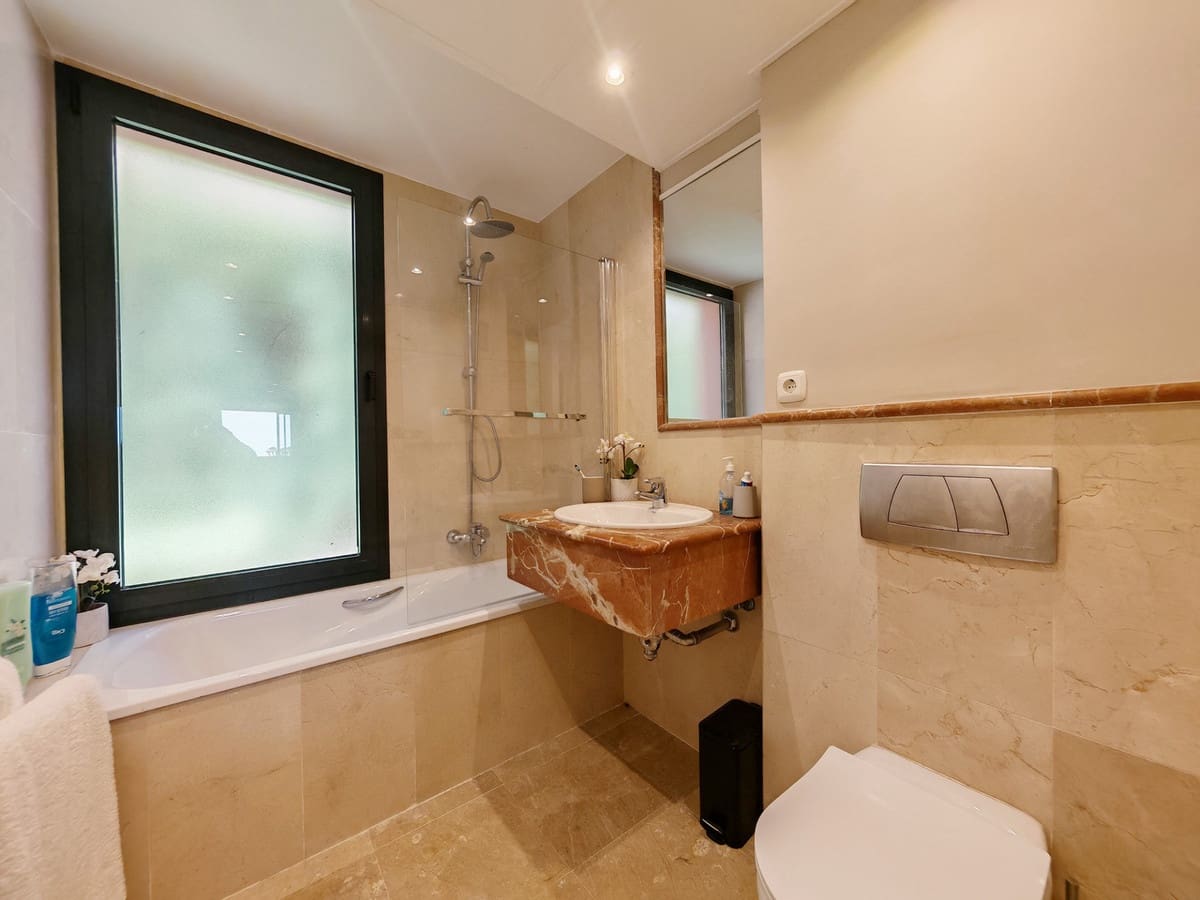 3 bedroom Apartment for sale in Mijas Costa with pool garage - € 440,000 (Ref: 9321854)