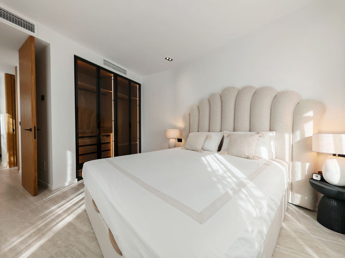 3 chambre Appartement à vendre à Estepona avec piscine garage - 1 525 000 € (Ref: 9347317)