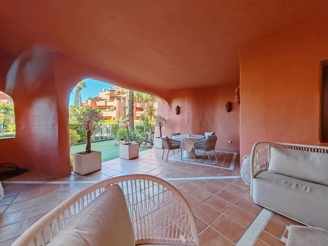 3 sypialnia Apartament na sprzedaż w Estepona z basenem garażem - 1 525 000 € (Ref: 9347317)