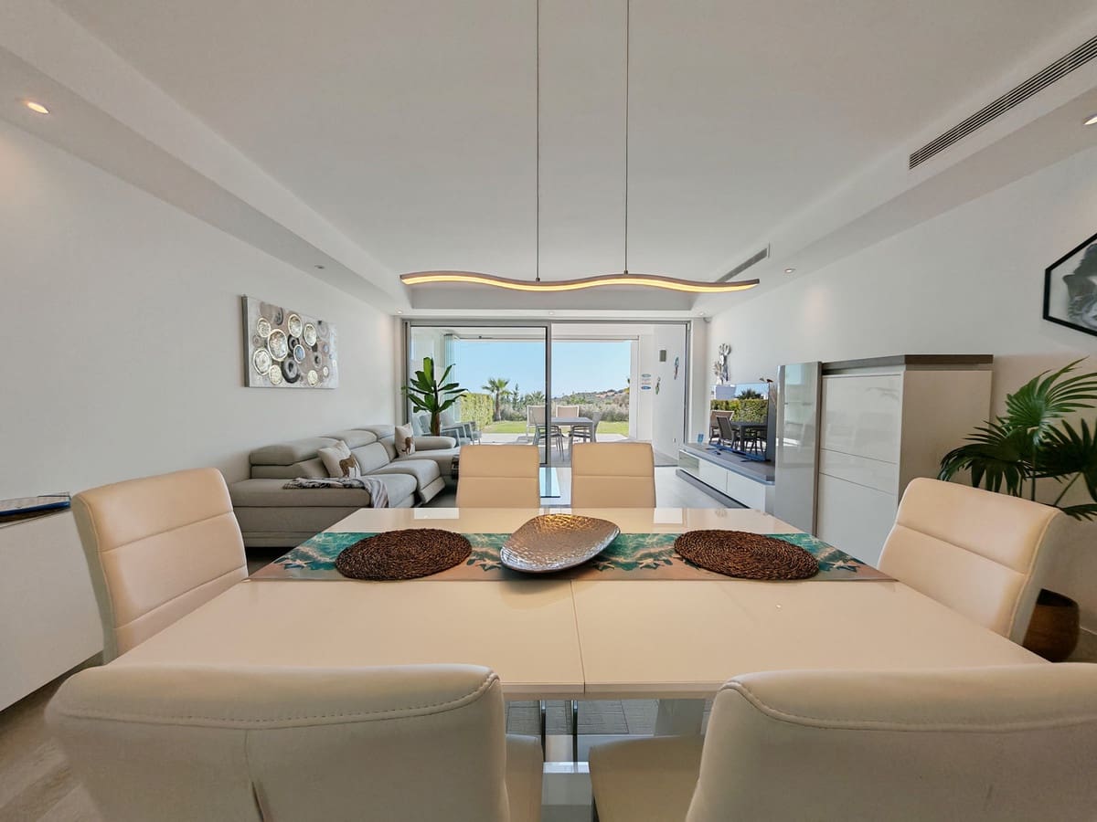 Apartamento de 2 habitaciones en Casares en venta con piscina garaje - 559.000 € (Ref: 9368929)