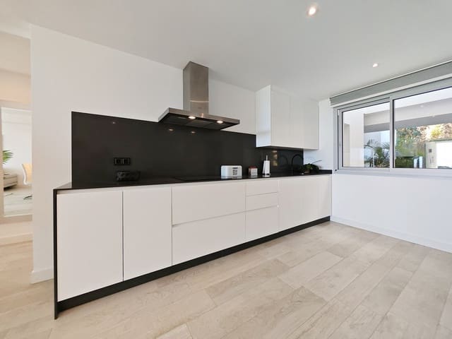 Apartamento de 2 habitaciones en Casares en venta con piscina garaje - 559.000 € (Ref: 9368929)