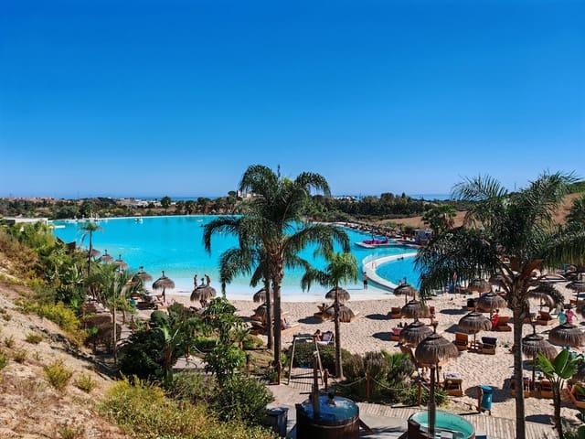 Apartamento de 2 habitaciones en Casares en venta con piscina garaje - 559.000 € (Ref: 9368929)