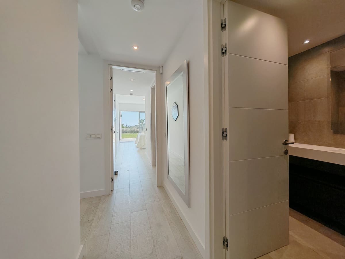 2 slaapkamer Appartement te koop in Casares met zwembad garage - € 559.000 (Ref: 9368929)