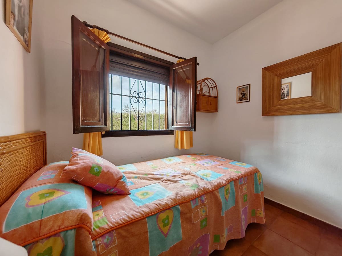 3 camera da letto Finca/Casa di Campagna in vendita in Estepona con piscina garage - 750.000 € (Rif: 9368930)