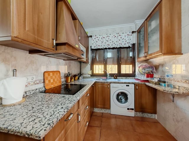 3 soverom Finca/Herregård til salgs i Guadalobón, Estepona med svømmebasseng garasje - € 750 000 (Ref: 9368930)