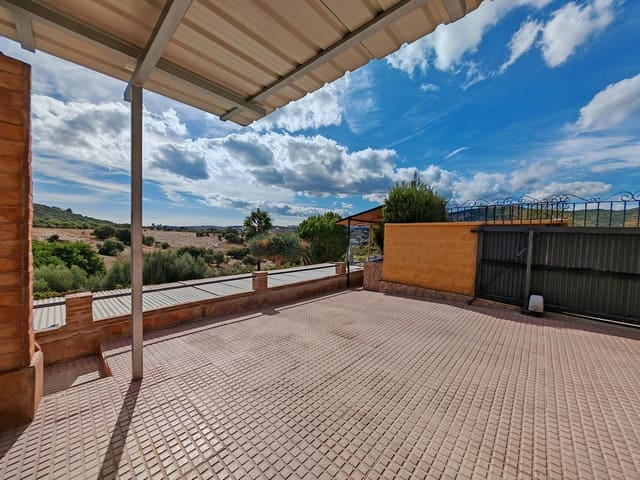 3 soverom Finca/Herregård til salgs i Guadalobón, Estepona med svømmebasseng garasje - € 750 000 (Ref: 9368930)