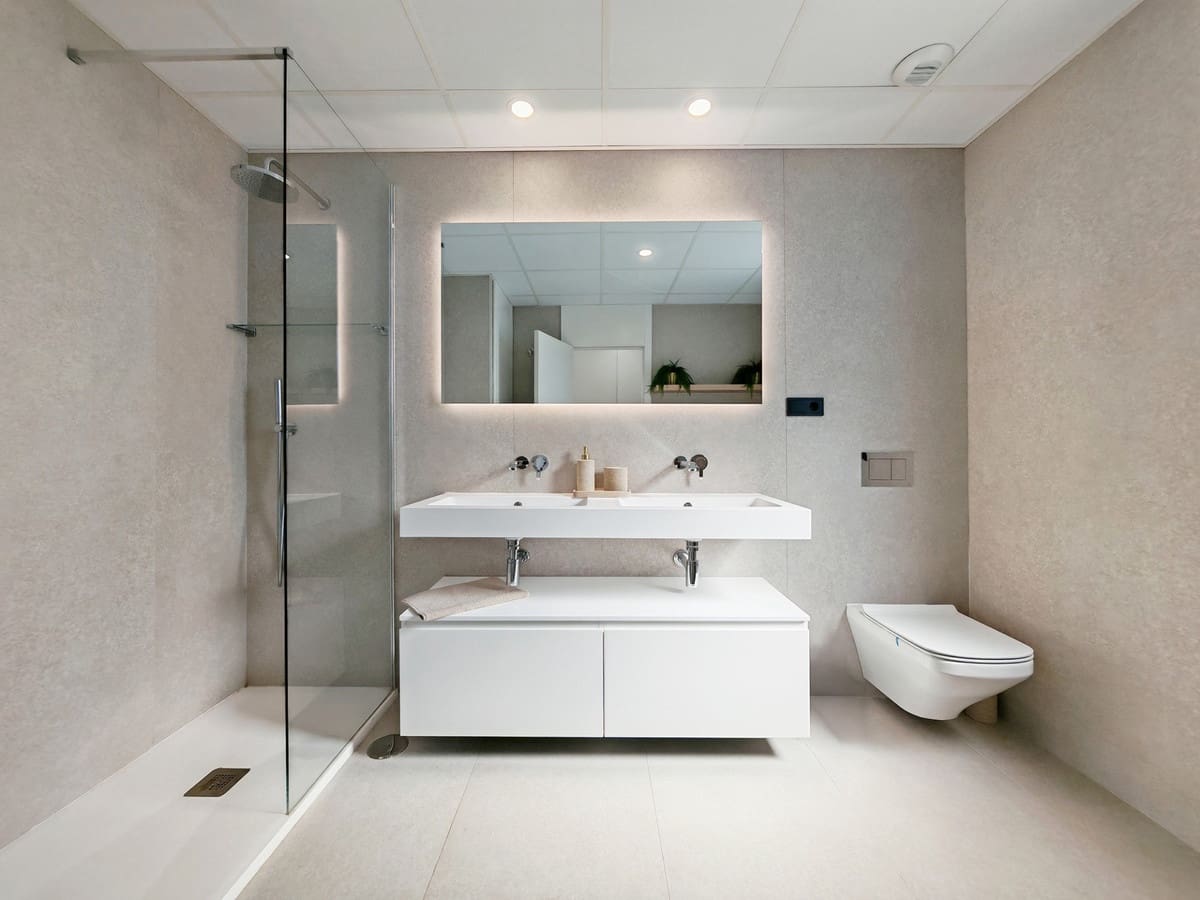 3 slaapkamer Appartement te koop in Los Monteros met zwembad garage - € 1.295.000 (Ref: 9387862)