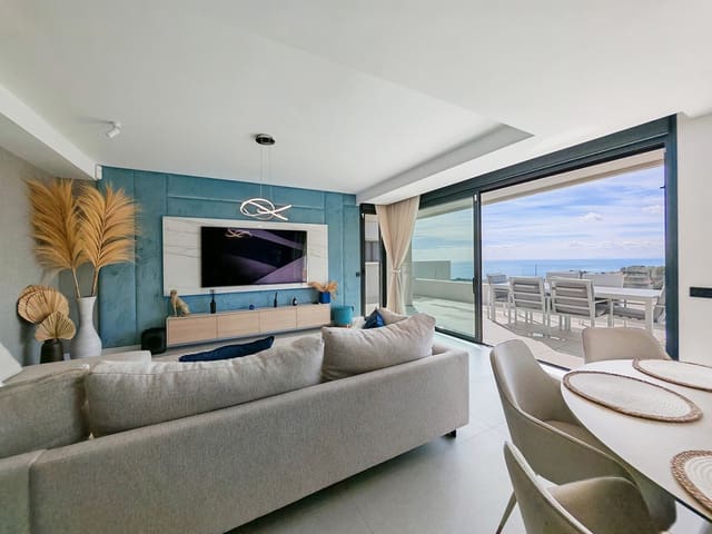 3 chambre Appartement à vendre à Los Monteros, Marbella avec piscine garage - 1 295 000 € (Ref: 9387862)