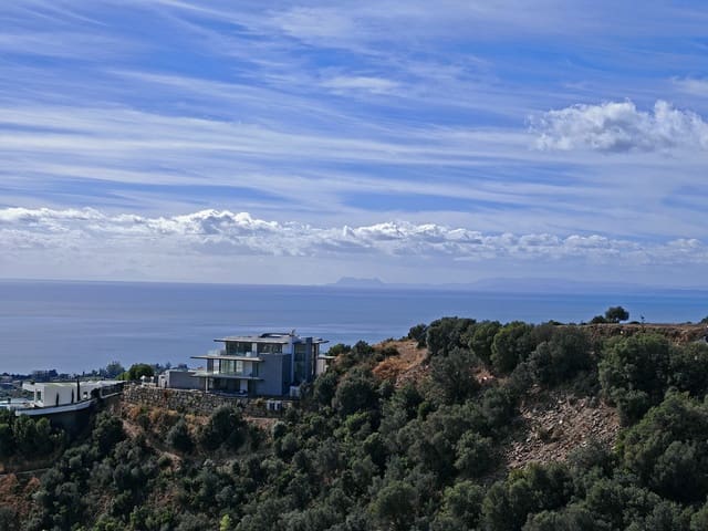 3 chambre Appartement à vendre à Los Monteros, Marbella avec piscine garage - 1 295 000 € (Ref: 9387862)