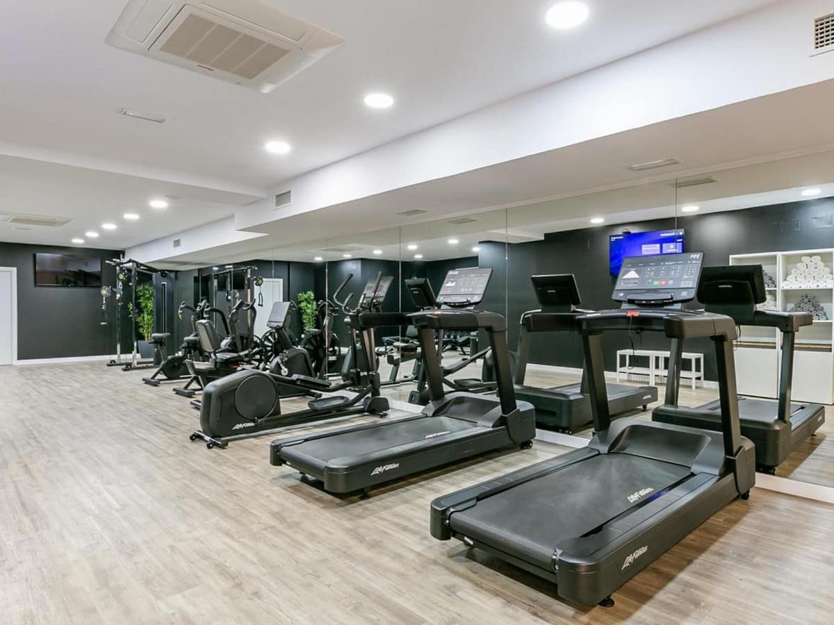 2 bedroom Apartment for sale in El Paraiso with pool garage - € 325,000 (Ref: 9387863)