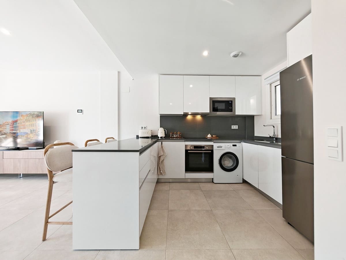 4 Zimmer Haus zu verkaufen in La Cala de Mijas mit Pool Garage - 845.000 € (Ref: 9387864)