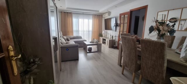 Ático de 4 habitaciones en Centro, Estepona en venta con garaje - 449.000 € (Ref: 9398768)