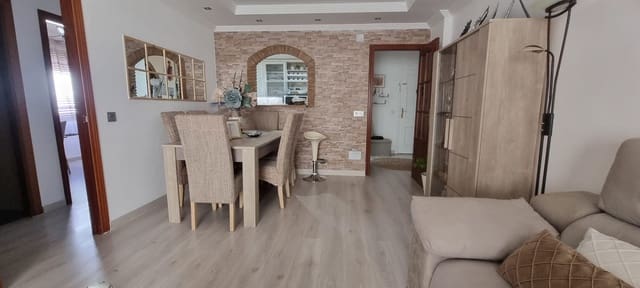 Ático de 4 habitaciones en Centro, Estepona en venta con garaje - 449.000 € (Ref: 9398768)