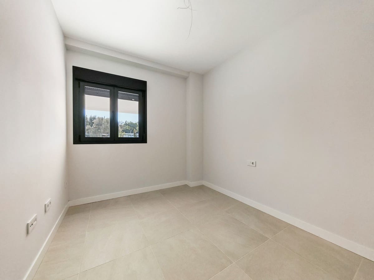 2 Zimmer Apartment zu verkaufen in Estepona mit Pool Garage - 445.000 € (Ref: 9411232)