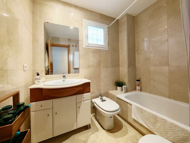 2 slaapkamer Appartement te koop in Benalmádena met zwembad garage - € 335.000 (Ref: 9411323)