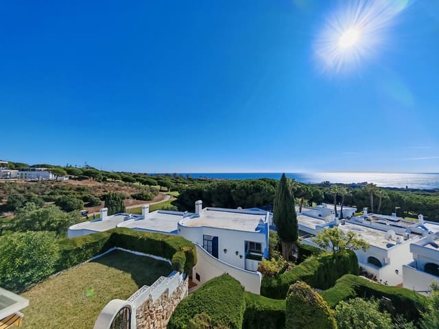2 soveværelse Byhus til salg i Cabopino, Marbella med swimmingpool - € 750.000 (Ref: 9422381)