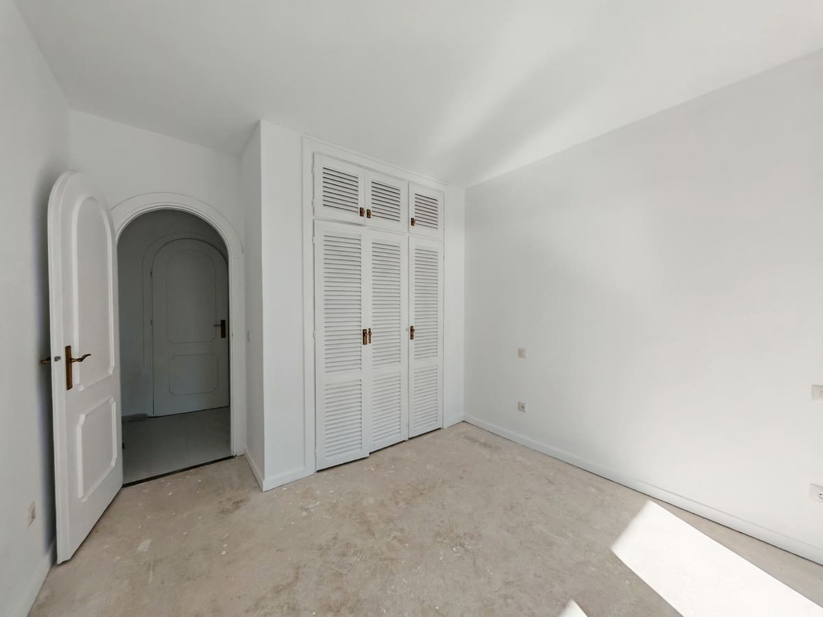 2 soverom Hus til salgs i Cabopino med svømmebasseng - € 750 000 (Ref: 9422381)