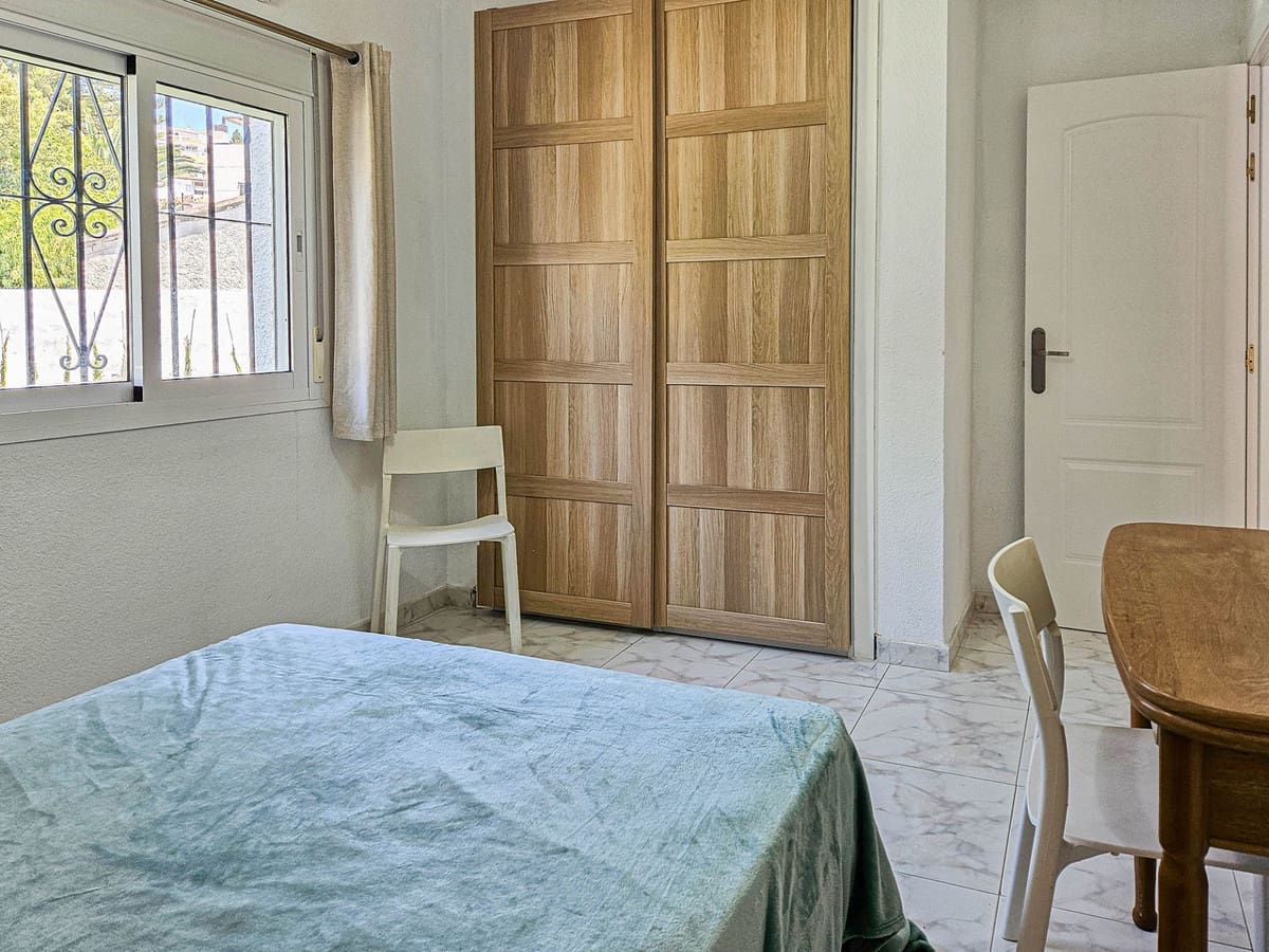 4 slaapkamer Villa te koop in Riviera del Sol met zwembad garage - € 1.100.000 (Ref: 9431253)