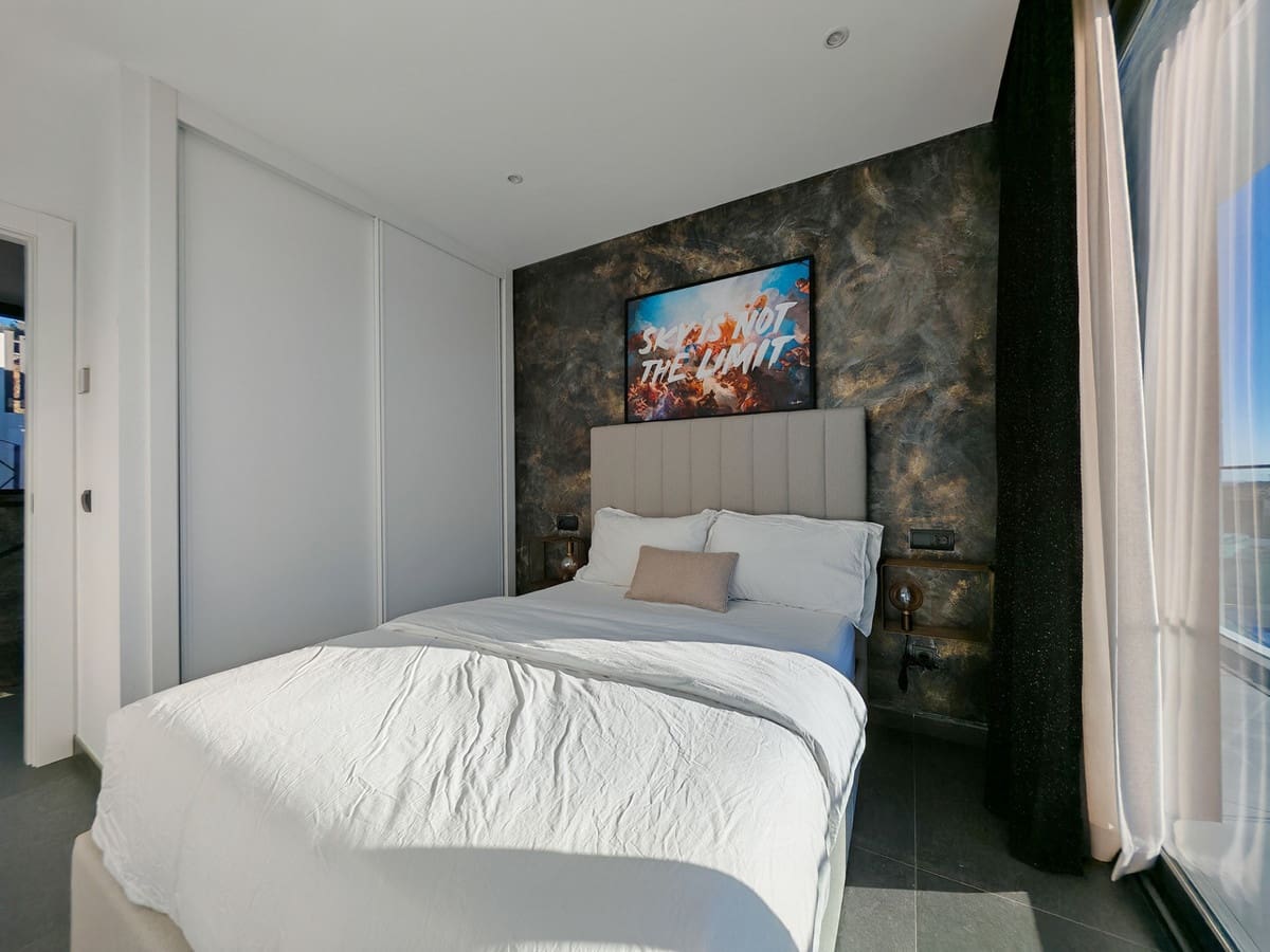 4 soverom Villa til salgs i Estepona med svømmebasseng garasje - € 1 590 000 (Ref: 9440593)