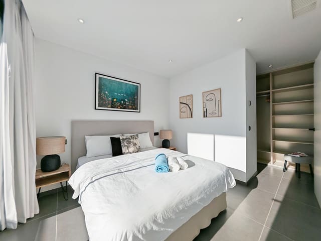 4 soverom Villa til salgs i Estepona med svømmebasseng garasje - € 1 300 000 (Ref: 9444034)