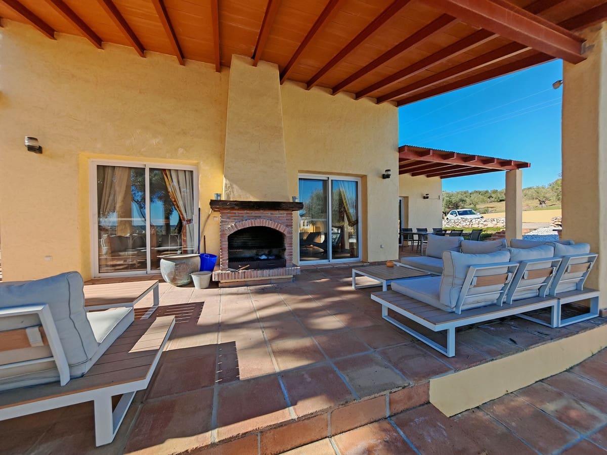 4 Zimmer Finca/Landgut zu verkaufen in Coin mit Pool Garage - 2.800.000 € (Ref: 9462040)