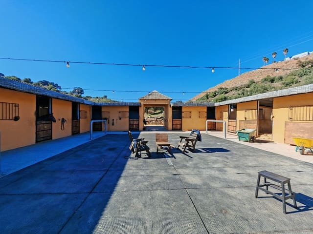 12 camera da letto Finca/Casa di Campagna in vendita in Coín con piscina garage - 2.800.000 € (Rif: 9462040)