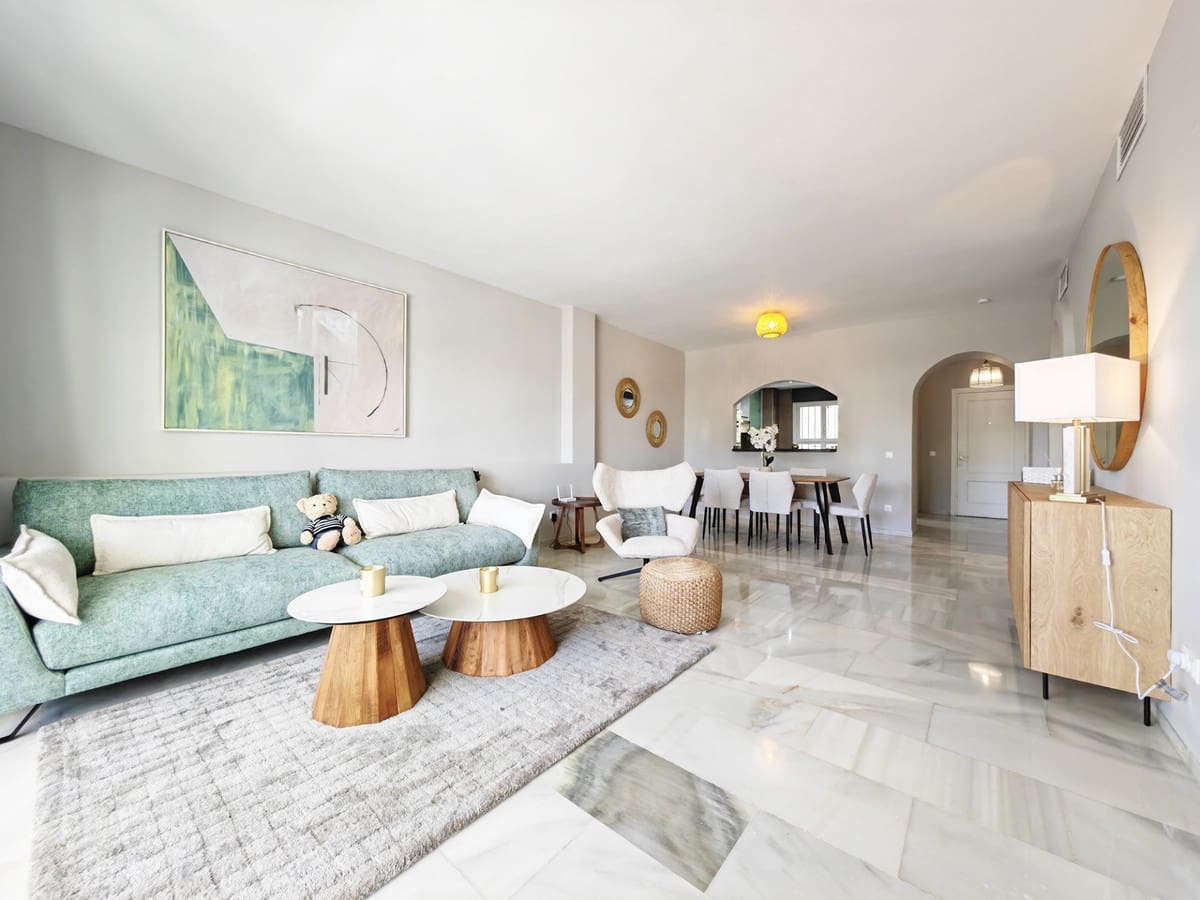 2 chambre Appartement à vendre à Cabopino avec piscine garage - 695 000 € (Ref: 9502665)