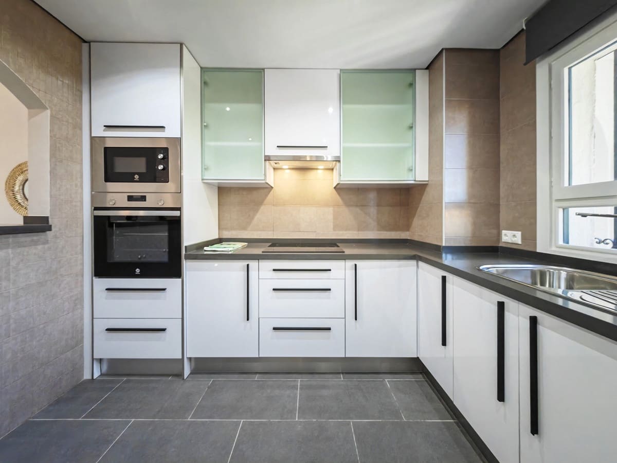 2 chambre Appartement à vendre à Cabopino avec piscine garage - 695 000 € (Ref: 9502665)