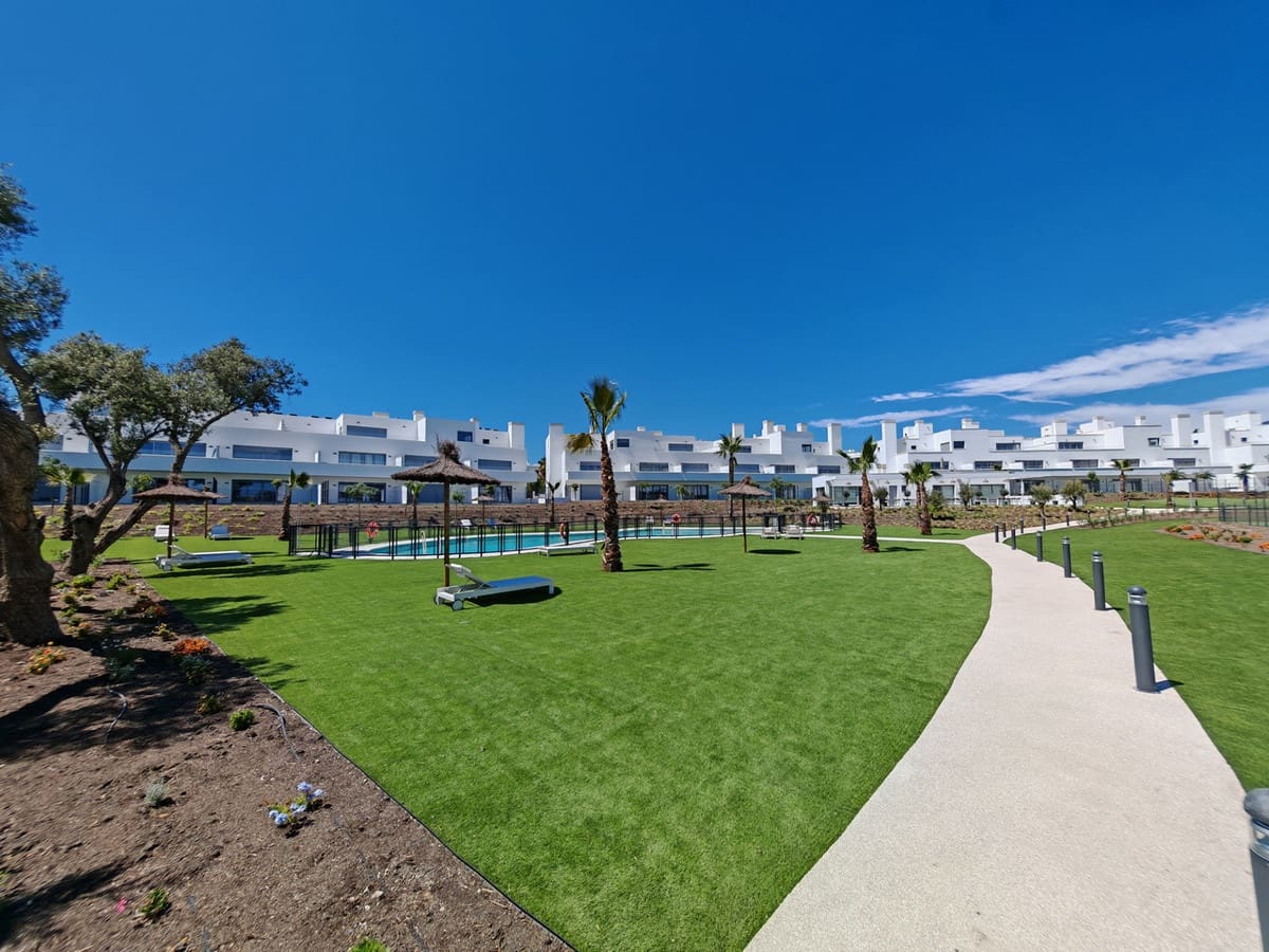 2 bedroom Apartment for sale in Cancelada with pool garage - € 490,000 (Ref: 9502666)