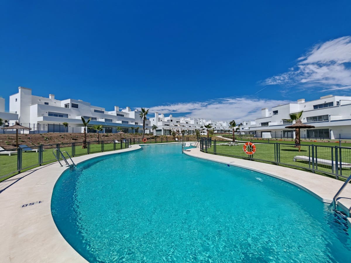 2 bedroom Apartment for sale in Cancelada with pool garage - € 465,000 (Ref: 9502666)