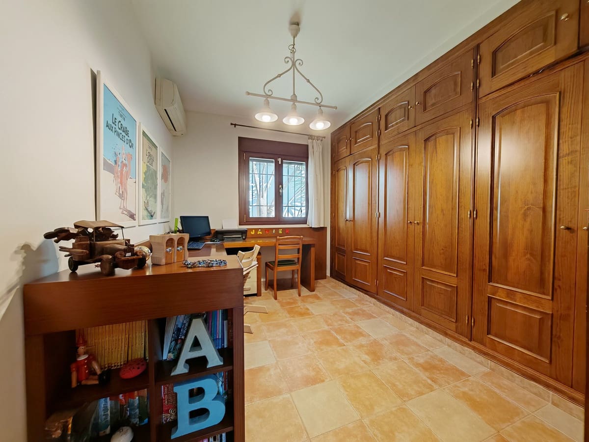 5 Zimmer Villa zu verkaufen in Mijas Golf mit Pool Garage - 1.150.000 € (Ref: 9502668)