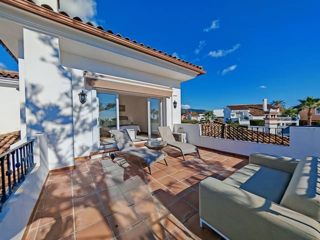 5 slaapkamer Villa te koop in Las Chapas, Marbella met zwembad garage - € 2.350.000 (Ref: 9502669)