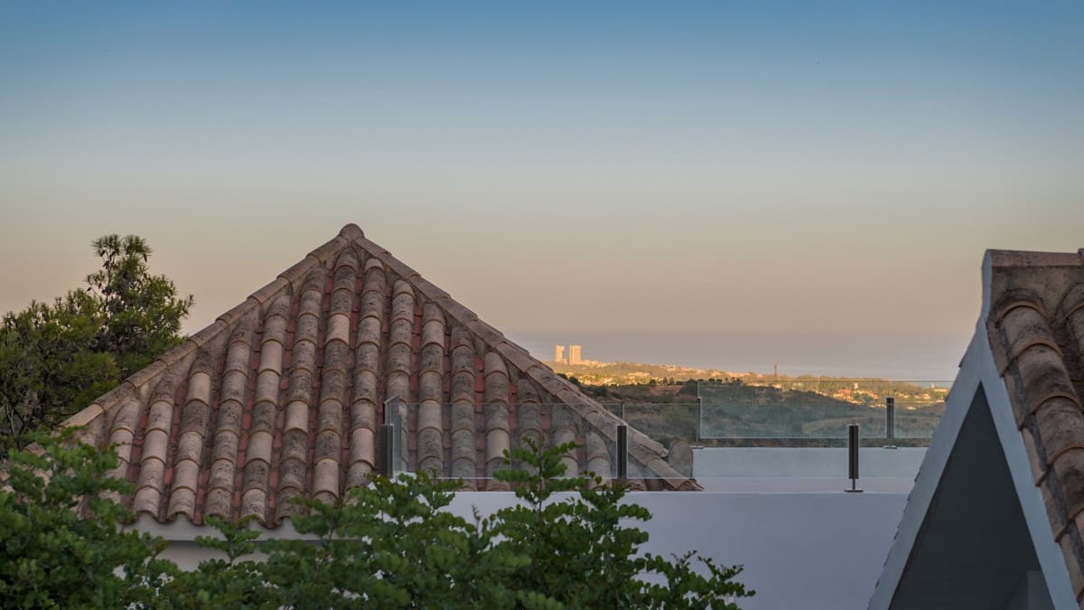 5 slaapkamer Villa te koop in Los Monteros met zwembad garage - € 2.950.000 (Ref: 9503032)