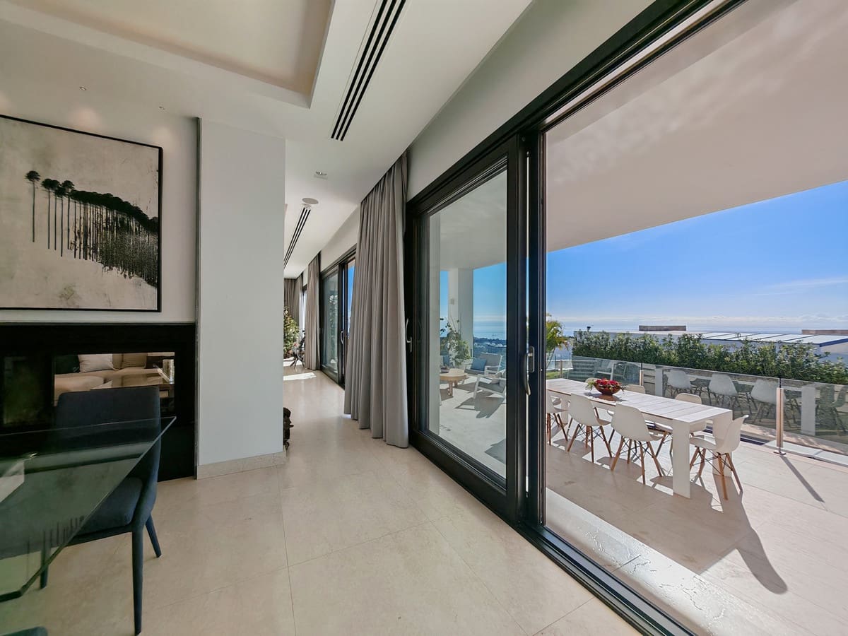 5 slaapkamer Villa te koop in Los Monteros met zwembad garage - € 2.950.000 (Ref: 9503032)