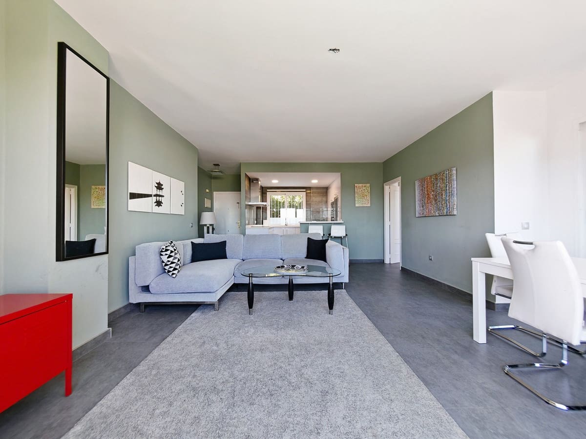 2 bedroom Apartment for rent in La Mairena with pool - € 1,900 (Ref: 9503242)