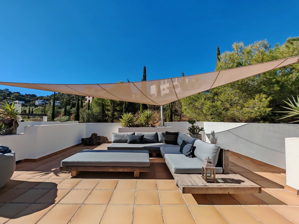 3 chambre Appartement à vendre à La Mairena avec piscine garage - 530 000 € (Ref: 9516068)