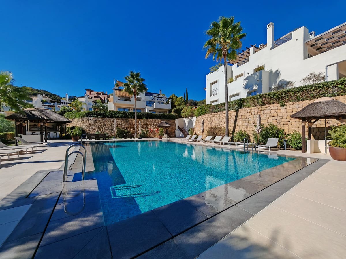 3 chambre Appartement à vendre à La Mairena avec piscine garage - 530 000 € (Ref: 9516068)