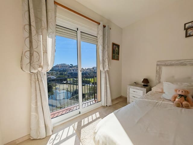 3 soverom Kjedet enebolig til salgs i Riviera del Sol, Mijas med svømmebasseng garasje - € 499 500 (Ref: 9527645)