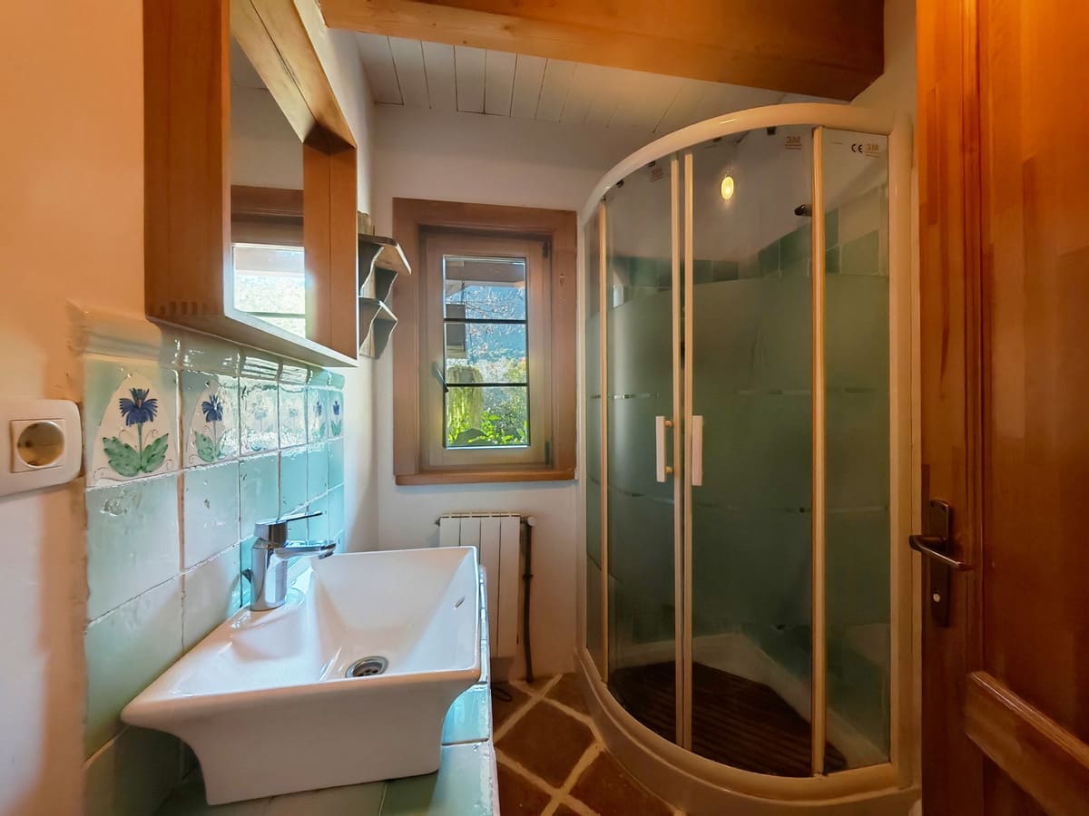 3 slaapkamer Finca/Landhuis te koop in Ojen met zwembad garage - € 595.000 (Ref: 9530476)