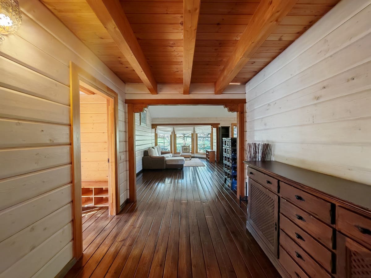 3 soveværelse Finca/Landehus til salg i Ojen med swimmingpool garage - € 595.000 (Ref: 9530476)