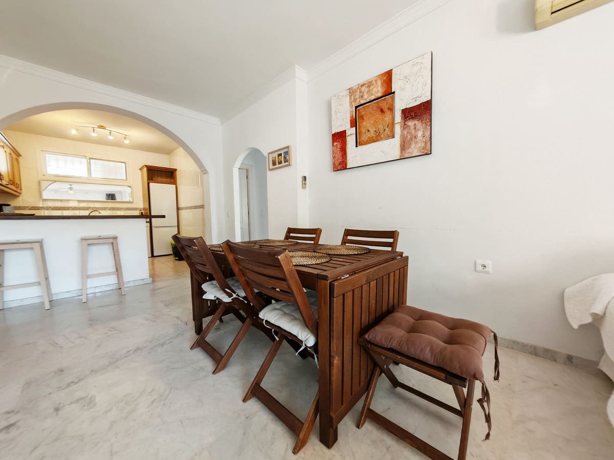 2 slaapkamer Appartement te koop in Calahonda met zwembad - € 269.000 (Ref: 9533690)