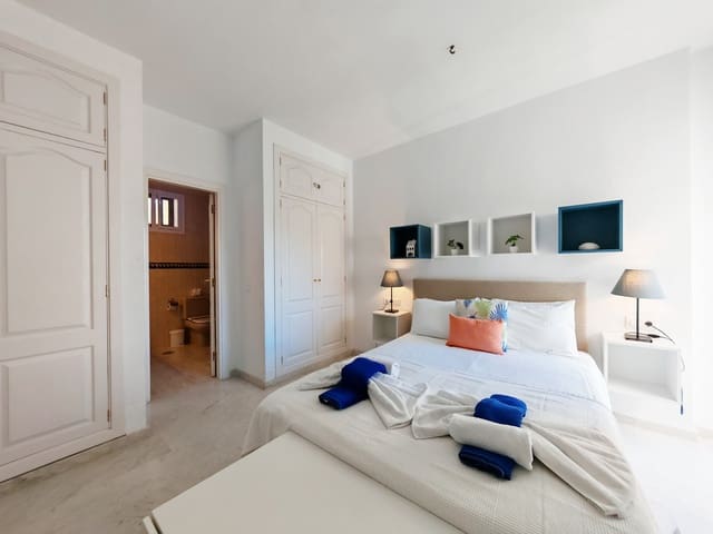 2 slaapkamer Appartement te koop in Calahonda, Mijas met zwembad - € 269.000 (Ref: 9533690)